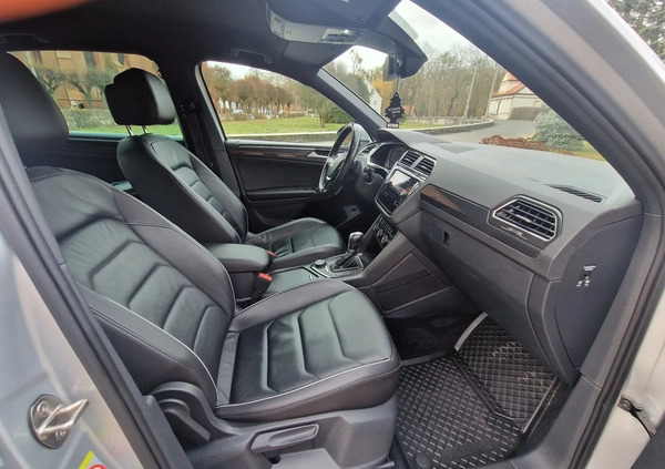 Volkswagen Tiguan cena 95500 przebieg: 177000, rok produkcji 2018 z Tczew małe 436